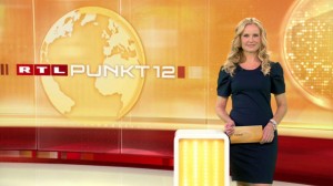 Katja Burkard im Studio von Punkt 12 - Das RTL-Mittagsjournal (Foto: RTL)
